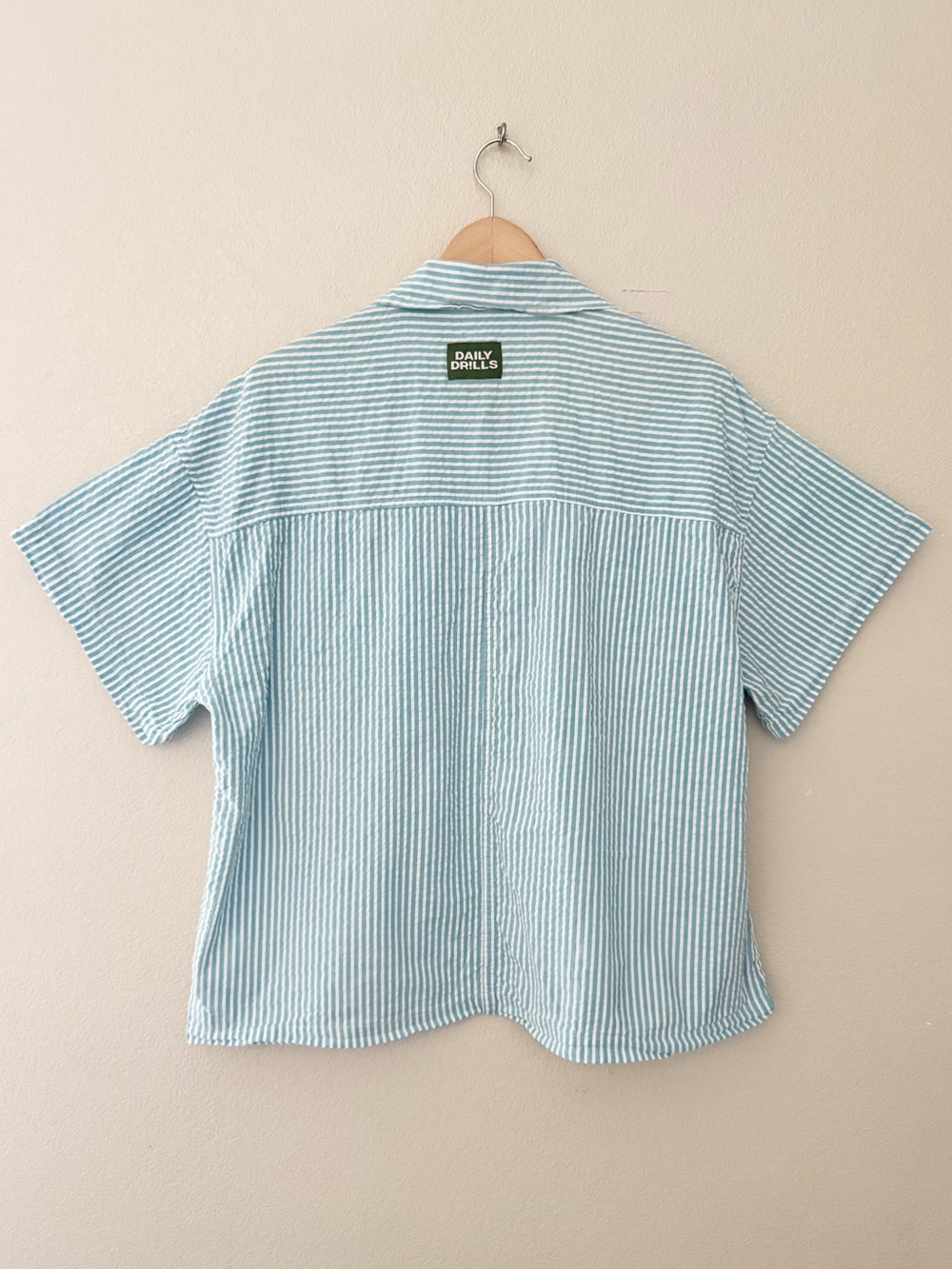 Daily Drills Seersucker Stripe Oversized Boxy Shirt Small Blue White 100% Cotton - Picture 5 of 9